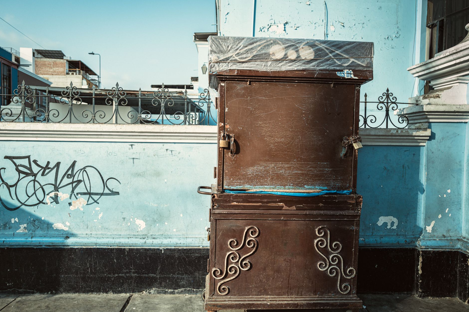 The Explosion of UK Community Fridges: How Shared Food Schemes Are Cutting Waste and Hunger Locally